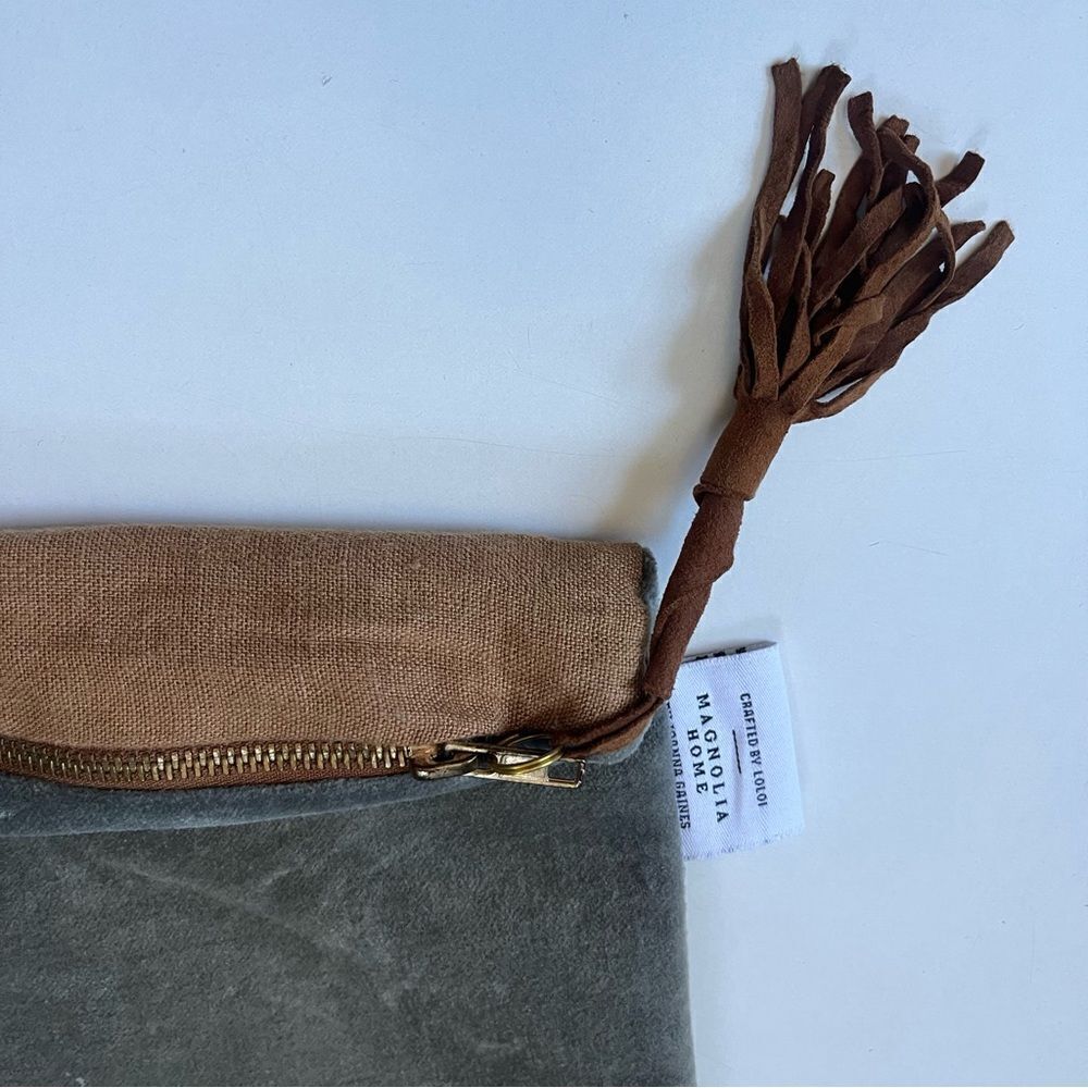 Magnolia Home By Joanna Gaines X Loloi Pillow